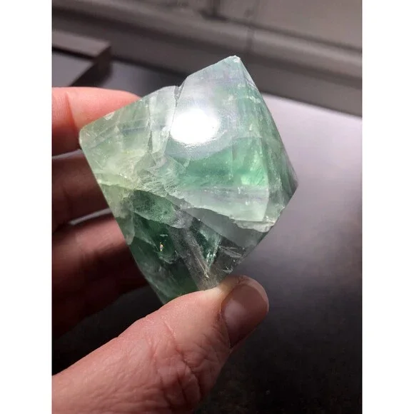 Green Fluorite Gorgeous Polished 6.5 Oz Mineral Specimen Paper Weight - Picture 2 of 12